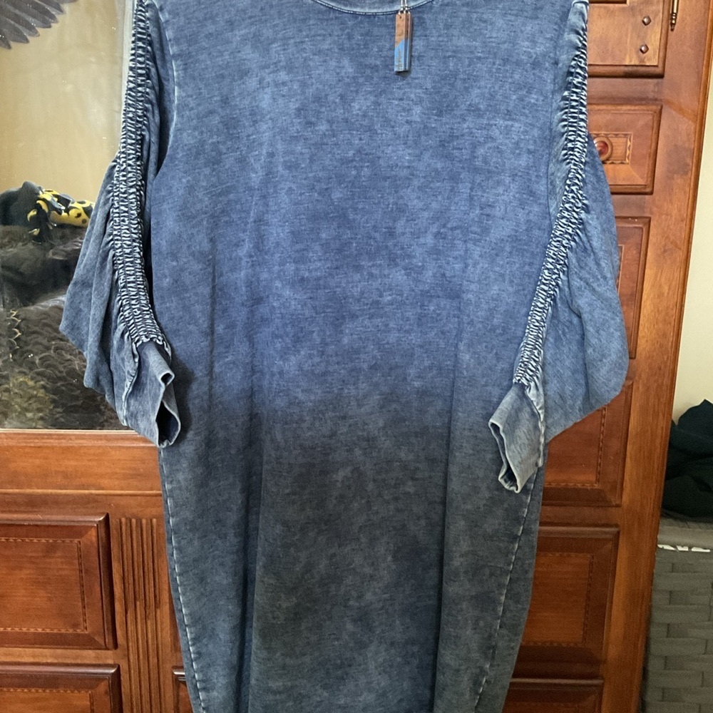 Women’s ladies Fall denim look dress 3/4 sleeves 19” armpit to armpit cute boots